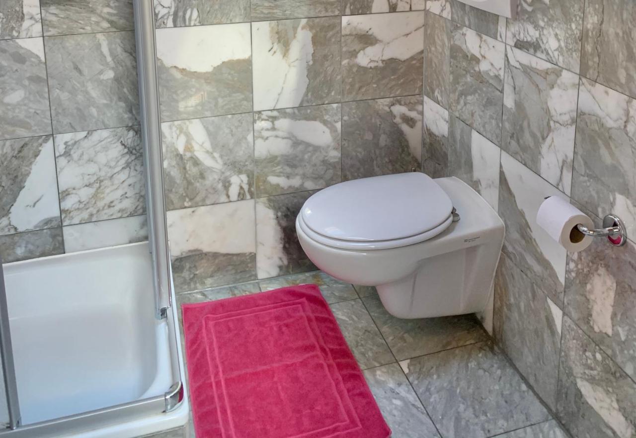 Hotel&Hostel Montarina Лугано Екстериор снимка