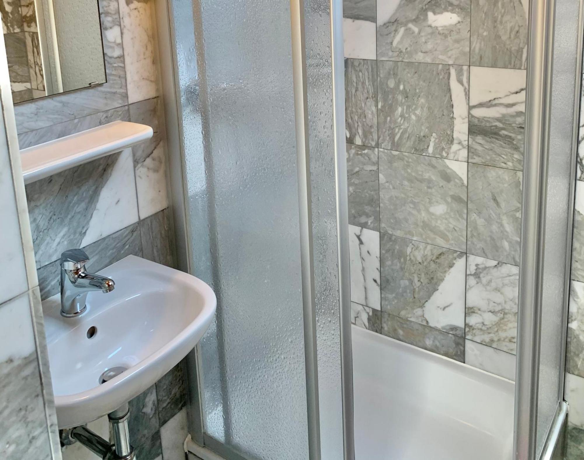 Hotel&Hostel Montarina Лугано Екстериор снимка